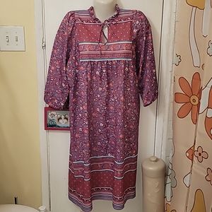 Vintage Nightgown floral Medium ruffle pullover union made USA  (D1)